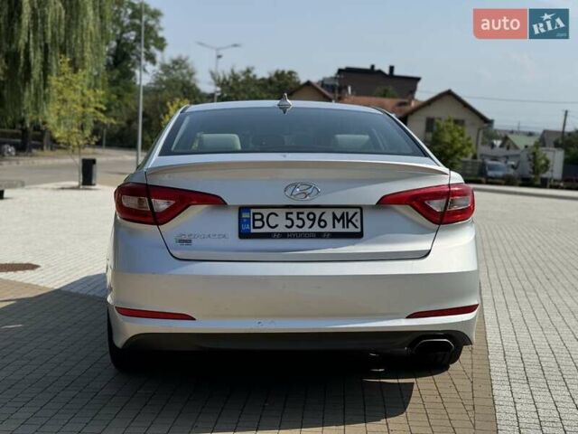 Серый Хендай Соната, объемом двигателя 2.36 л и пробегом 106 тыс. км за 11300 $, фото 4 на Automoto.ua