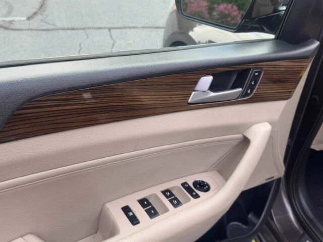 Серый Хендай Соната, объемом двигателя 2.4 л и пробегом 71 тыс. км за 7000 $, фото 10 на Automoto.ua