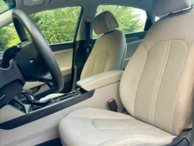 Сірий Хендай Соната, об'ємом двигуна 2.4 л та пробігом 80 тис. км за 5800 $, фото 8 на Automoto.ua