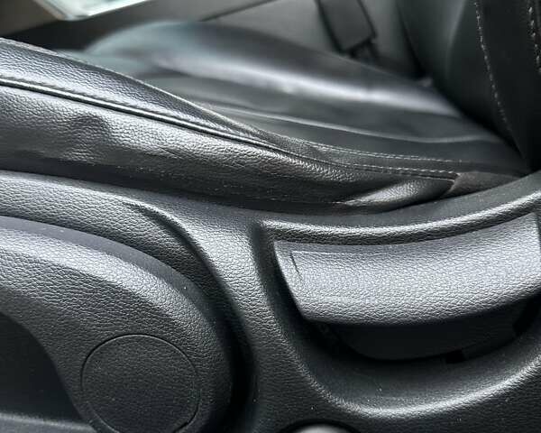 Серый Хендай Соната, объемом двигателя 2 л и пробегом 381 тыс. км за 8300 $, фото 24 на Automoto.ua