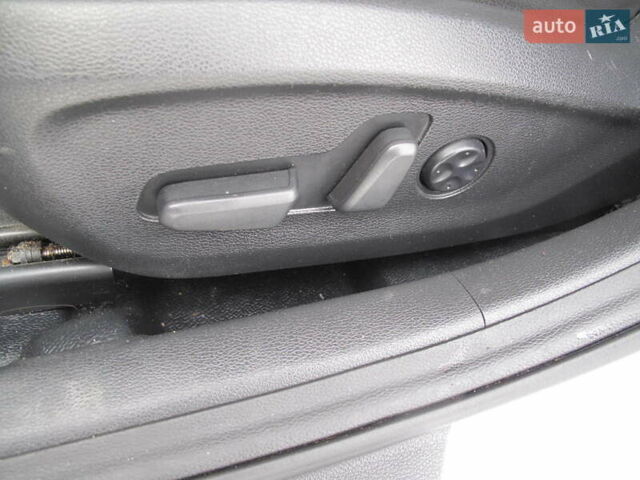 Сірий Хендай Соната, об'ємом двигуна 2 л та пробігом 265 тис. км за 10500 $, фото 22 на Automoto.ua