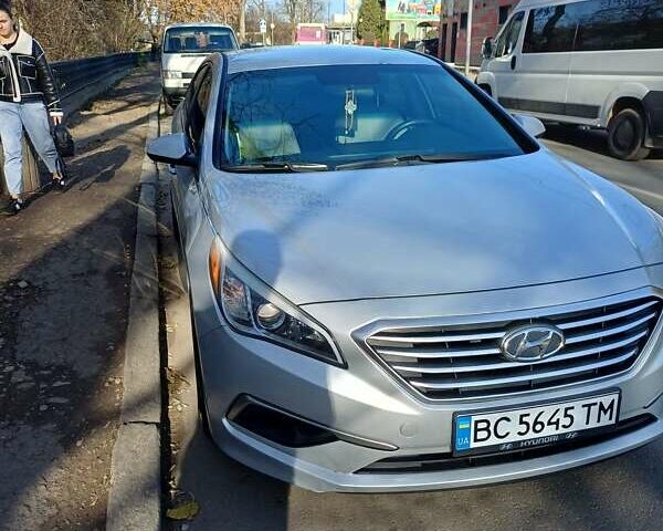 Серый Хендай Соната, объемом двигателя 2.36 л и пробегом 203 тыс. км за 13349 $, фото 14 на Automoto.ua