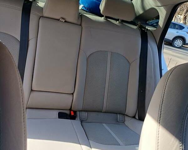 Серый Хендай Соната, объемом двигателя 2.36 л и пробегом 203 тыс. км за 13349 $, фото 40 на Automoto.ua