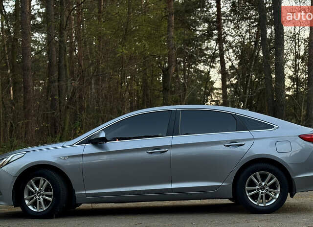 Серый Хендай Соната, объемом двигателя 2 л и пробегом 169 тыс. км за 11700 $, фото 22 на Automoto.ua