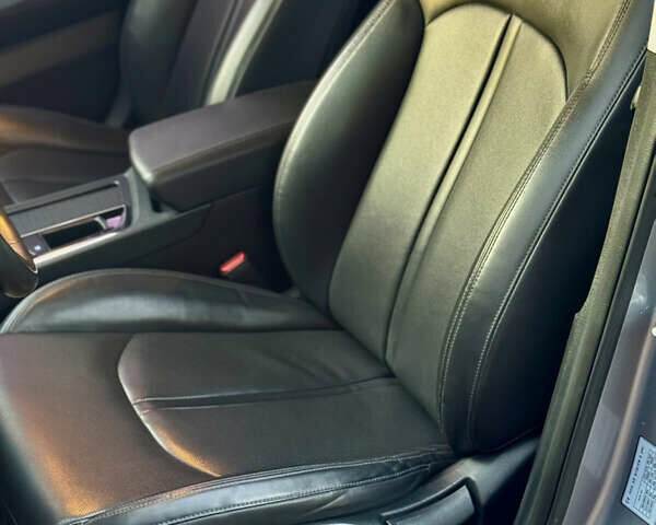 Серый Хендай Соната, объемом двигателя 2 л и пробегом 169 тыс. км за 11700 $, фото 10 на Automoto.ua