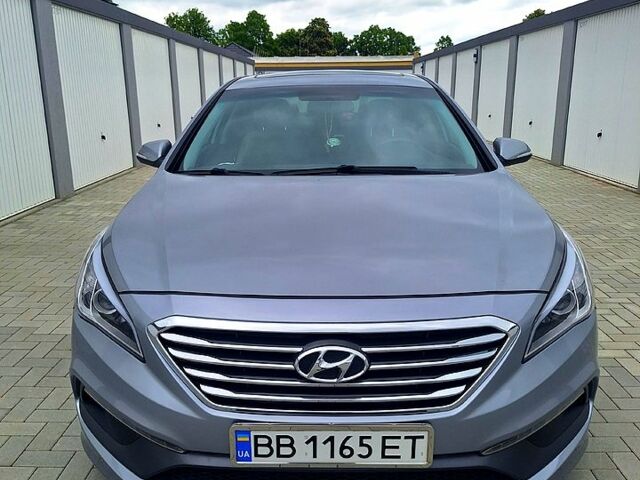 Серый Хендай Соната, объемом двигателя 2.4 л и пробегом 160 тыс. км за 10000 $, фото 4 на Automoto.ua