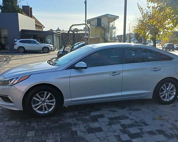 Серый Хендай Соната, объемом двигателя 2.36 л и пробегом 203 тыс. км за 13349 $, фото 8 на Automoto.ua