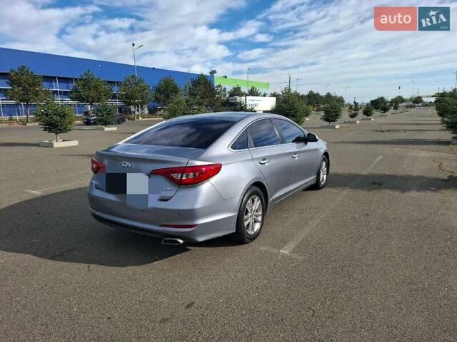 Сірий Хендай Соната, об'ємом двигуна 2 л та пробігом 224 тис. км за 9000 $, фото 7 на Automoto.ua