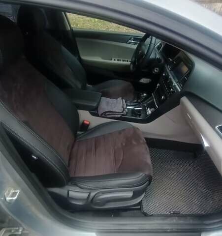 Серый Хендай Соната, объемом двигателя 2.4 л и пробегом 190 тыс. км за 10000 $, фото 31 на Automoto.ua