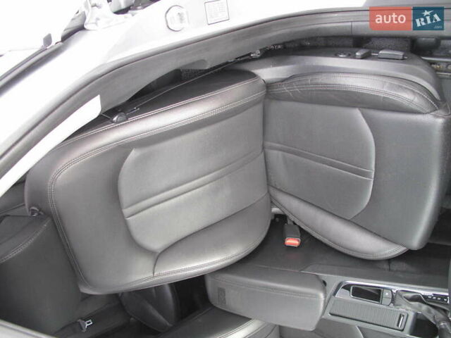 Сірий Хендай Соната, об'ємом двигуна 2 л та пробігом 265 тис. км за 10500 $, фото 24 на Automoto.ua