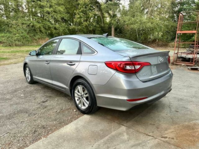 Серый Хендай Соната, объемом двигателя 2.4 л и пробегом 73 тыс. км за 6500 $, фото 7 на Automoto.ua