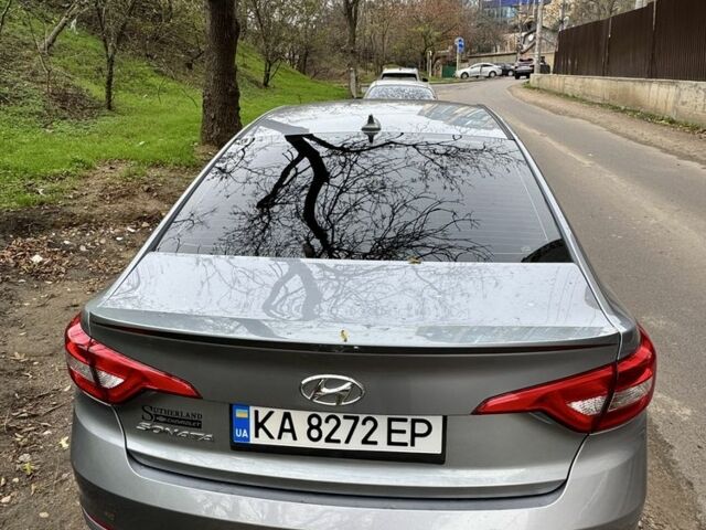 Серый Хендай Соната, объемом двигателя 2.4 л и пробегом 3 тыс. км за 8200 $, фото 4 на Automoto.ua