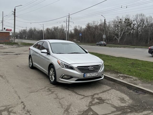 Серый Хендай Соната, объемом двигателя 2.4 л и пробегом 99 тыс. км за 10500 $, фото 5 на Automoto.ua
