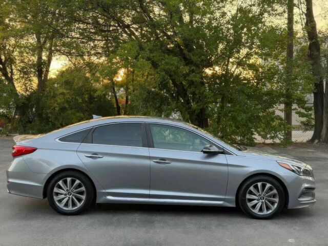 Серый Хендай Соната, объемом двигателя 2.4 л и пробегом 79 тыс. км за 1500 $, фото 6 на Automoto.ua