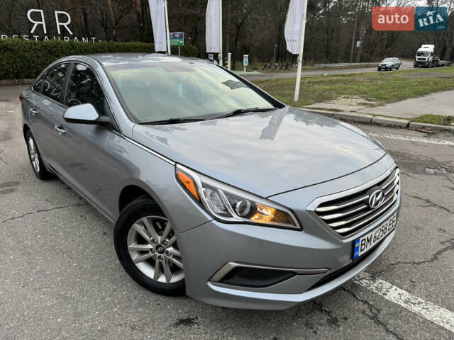 Серый Хендай Соната, объемом двигателя 2.36 л и пробегом 93 тыс. км за 9800 $, фото 1 на Automoto.ua