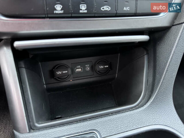 Серый Хендай Соната, объемом двигателя 2.36 л и пробегом 93 тыс. км за 9800 $, фото 43 на Automoto.ua