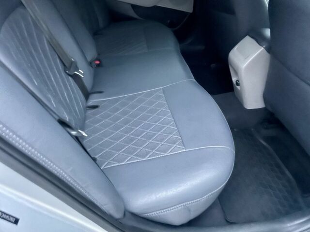 Серый Хендай Соната, объемом двигателя 2.4 л и пробегом 174 тыс. км за 266 $, фото 13 на Automoto.ua