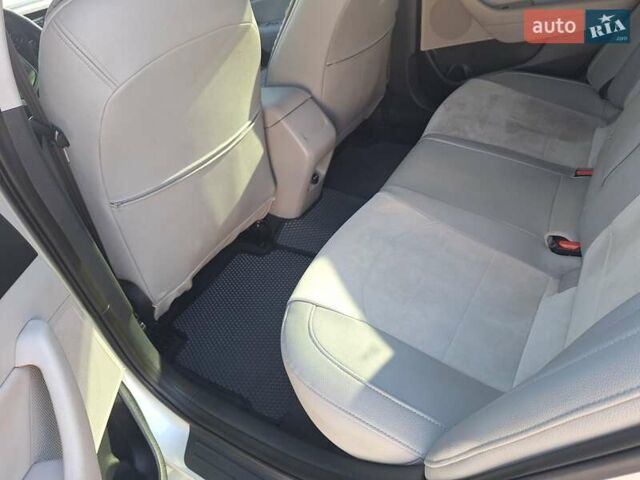 Хендай Соната 2016 в Первомайск на Automoto.ua Серый Хендай Соната, объемом двигателя 2.36 л и пробегом 204 тыс. км за 10600 $, фото 15 на Automoto.ua