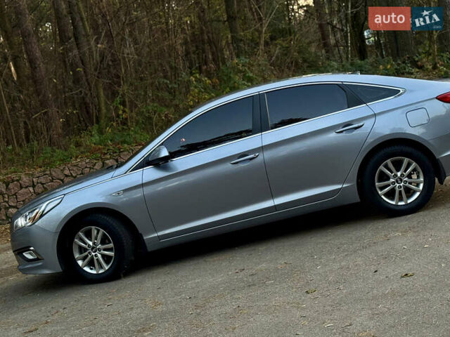 Серый Хендай Соната, объемом двигателя 2 л и пробегом 169 тыс. км за 11700 $, фото 21 на Automoto.ua