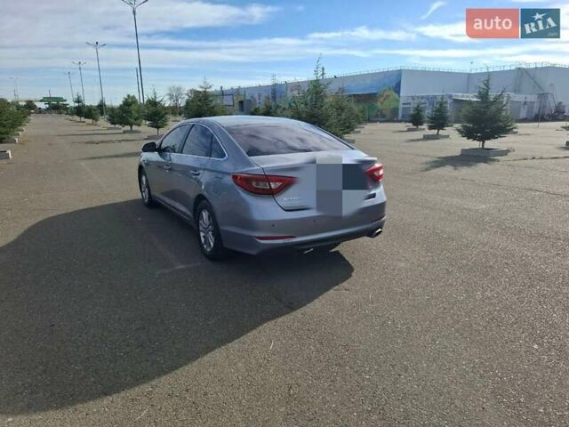 Сірий Хендай Соната, об'ємом двигуна 2 л та пробігом 224 тис. км за 9000 $, фото 4 на Automoto.ua