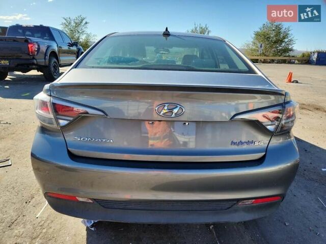 Серый Хендай Соната, объемом двигателя 2 л и пробегом 169 тыс. км за 1500 $, фото 4 на Automoto.ua