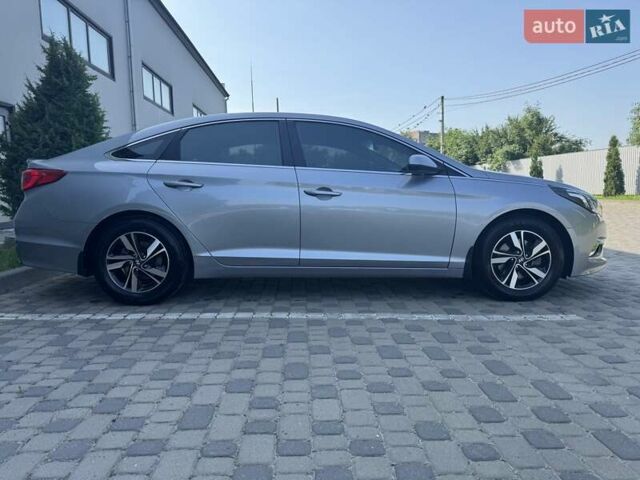 Серый Хендай Соната, объемом двигателя 2.36 л и пробегом 89 тыс. км за 14200 $, фото 4 на Automoto.ua