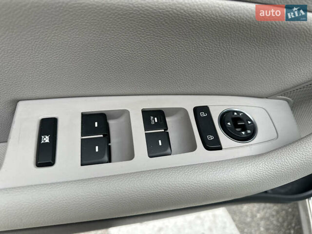 Серый Хендай Соната, объемом двигателя 2 л и пробегом 86 тыс. км за 14999 $, фото 10 на Automoto.ua