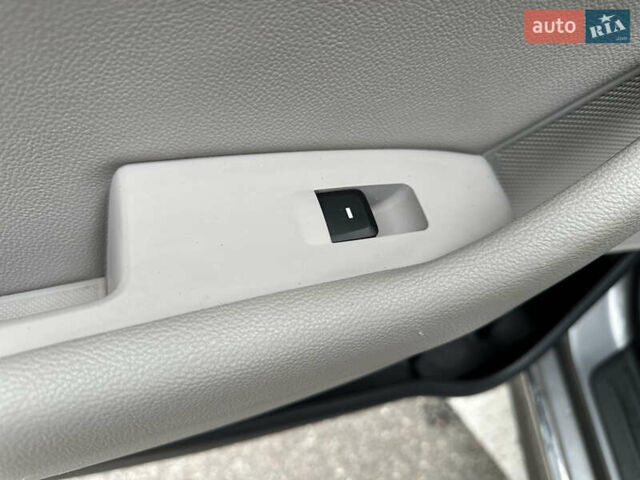 Серый Хендай Соната, объемом двигателя 2 л и пробегом 86 тыс. км за 14999 $, фото 24 на Automoto.ua