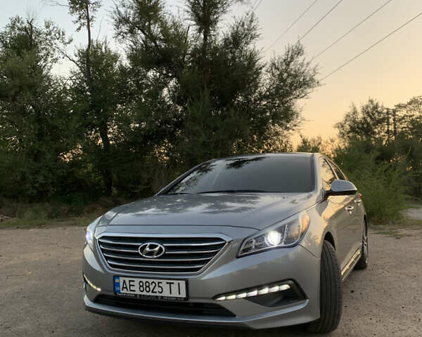 Серый Хендай Соната, объемом двигателя 2 л и пробегом 154 тыс. км за 11200 $, фото 10 на Automoto.ua