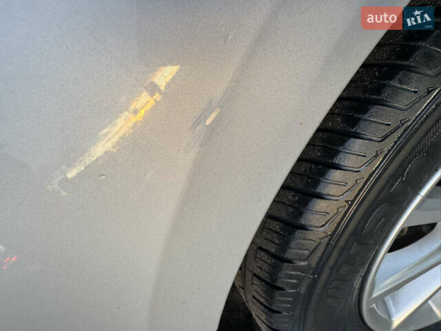 Хендай Соната 2017 в Киеве на Automoto.ua Серый Хендай Соната, объемом двигателя 2 л и пробегом 338 тыс. км за 12700 $, фото 31 на Automoto.ua