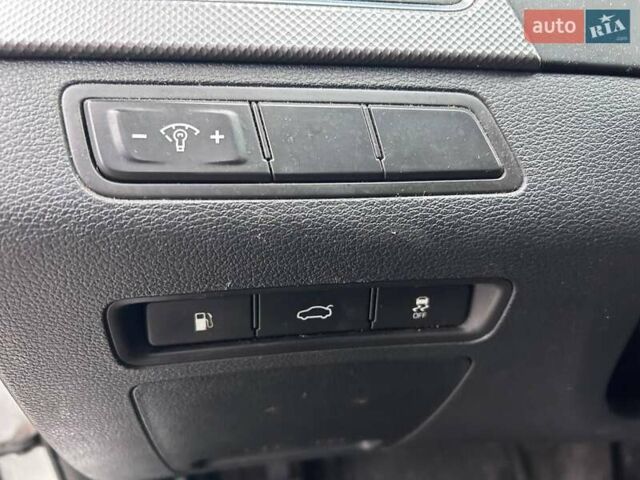 Серый Хендай Соната, объемом двигателя 2 л и пробегом 328 тыс. км за 7290 $, фото 14 на Automoto.ua