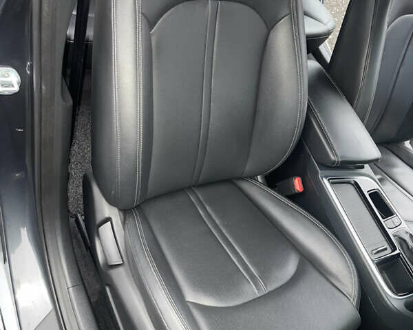 Серый Хендай Соната, объемом двигателя 2 л и пробегом 192 тыс. км за 12900 $, фото 46 на Automoto.ua