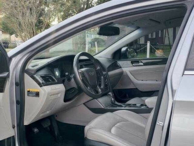 Серый Хендай Соната, объемом двигателя 2 л и пробегом 63 тыс. км за 2400 $, фото 10 на Automoto.ua