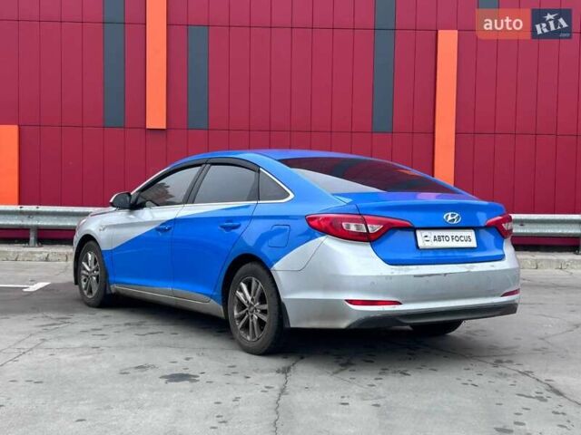 Серый Хендай Соната, объемом двигателя 2 л и пробегом 328 тыс. км за 7290 $, фото 5 на Automoto.ua