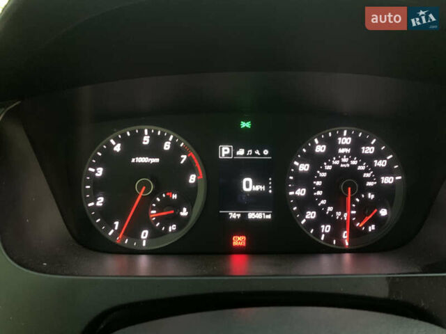 Серый Хендай Соната, объемом двигателя 2 л и пробегом 154 тыс. км за 11200 $, фото 18 на Automoto.ua