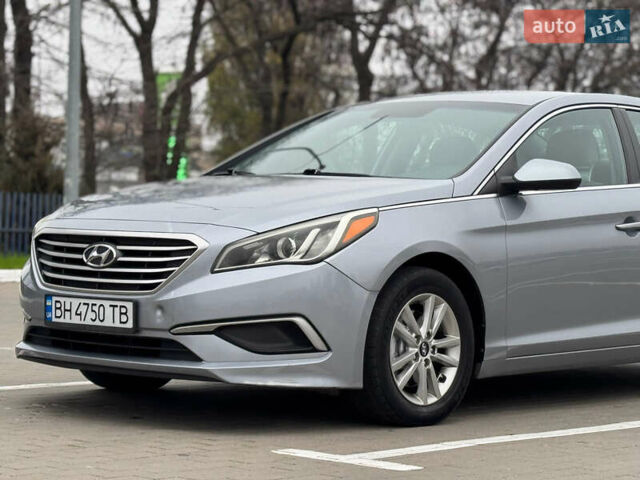Сірий Хендай Соната, об'ємом двигуна 2.4 л та пробігом 167 тис. км за 8900 $, фото 3 на Automoto.ua