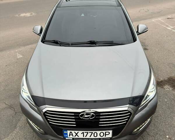 Серый Хендай Соната, объемом двигателя 2 л и пробегом 135 тыс. км за 14950 $, фото 5 на Automoto.ua