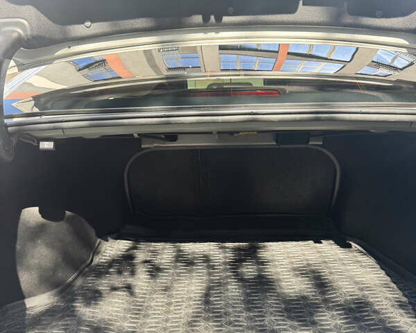 Серый Хендай Соната, объемом двигателя 2.36 л и пробегом 280 тыс. км за 10500 $, фото 24 на Automoto.ua