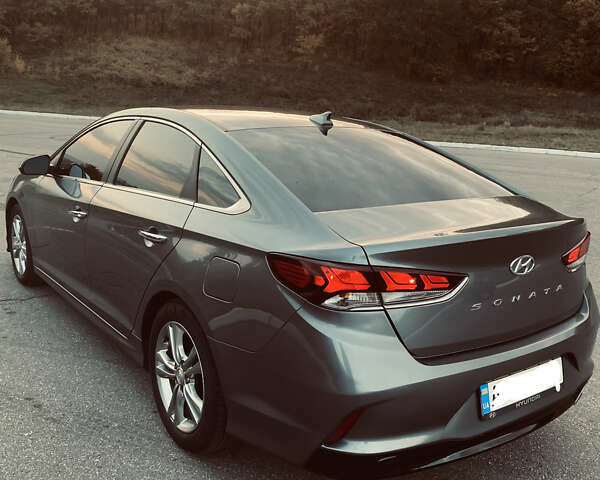 Хендай Соната 2017 в Львове на Automoto.ua Серый Хендай Соната, объемом двигателя 2.4 л и пробегом 130 тыс. км за 11600 $, фото 2 на Automoto.ua