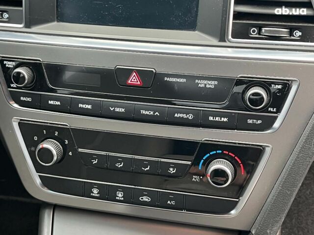 Серый Хендай Соната, объемом двигателя 2.4 л и пробегом 145 тыс. км за 9690 $, фото 19 на Automoto.ua