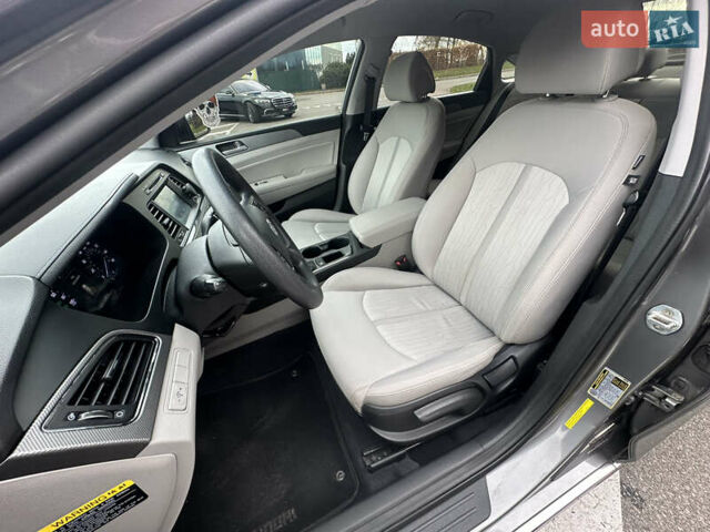 Серый Хендай Соната, объемом двигателя 2 л и пробегом 86 тыс. км за 14999 $, фото 22 на Automoto.ua