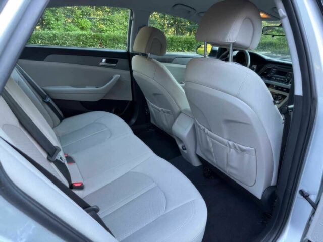 Хендай Соната 2017 в Житомире на Automoto.ua Серый Хендай Соната, объемом двигателя 2.4 л и пробегом 63 тыс. км за 10000 $, фото 11 на Automoto.ua