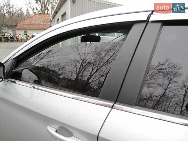 Серый Хендай Соната, объемом двигателя 2 л и пробегом 314 тыс. км за 10500 $, фото 14 на Automoto.ua