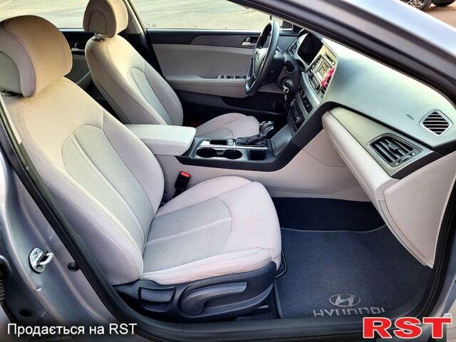 Сірий Хендай Соната, об'ємом двигуна 2.4 л та пробігом 185 тис. км за 8200 $, фото 11 на Automoto.ua