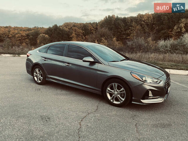 Хендай Соната 2017 в Львове на Automoto.ua Серый Хендай Соната, объемом двигателя 2.4 л и пробегом 130 тыс. км за 11600 $, фото 9 на Automoto.ua