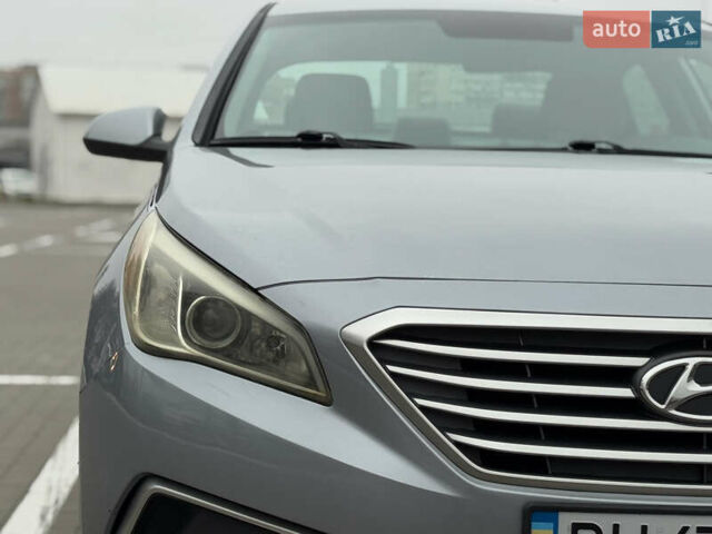 Сірий Хендай Соната, об'ємом двигуна 2.4 л та пробігом 167 тис. км за 8900 $, фото 31 на Automoto.ua