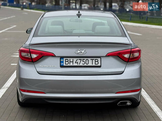 Сірий Хендай Соната, об'ємом двигуна 2.4 л та пробігом 167 тис. км за 8900 $, фото 14 на Automoto.ua