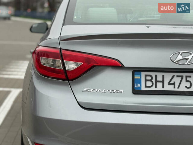 Сірий Хендай Соната, об'ємом двигуна 2.4 л та пробігом 167 тис. км за 8900 $, фото 29 на Automoto.ua