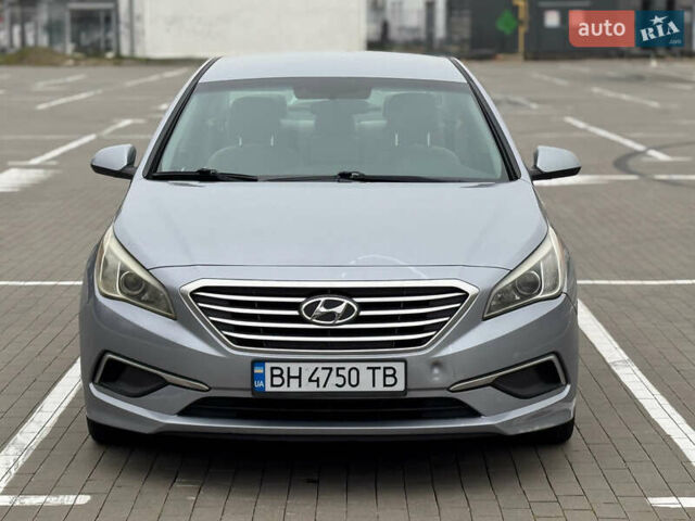 Сірий Хендай Соната, об'ємом двигуна 2.4 л та пробігом 167 тис. км за 8900 $, фото 6 на Automoto.ua