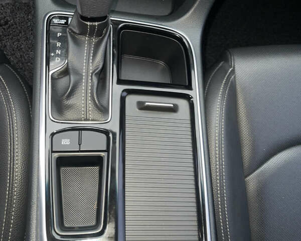 Серый Хендай Соната, объемом двигателя 2 л и пробегом 192 тыс. км за 12900 $, фото 50 на Automoto.ua